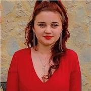 Etudiante en master de droit, diplômée d'un baccalauréat spécialités SVT et HLP et d'une licence de droit, donne des cours de français littérature et philosophie !